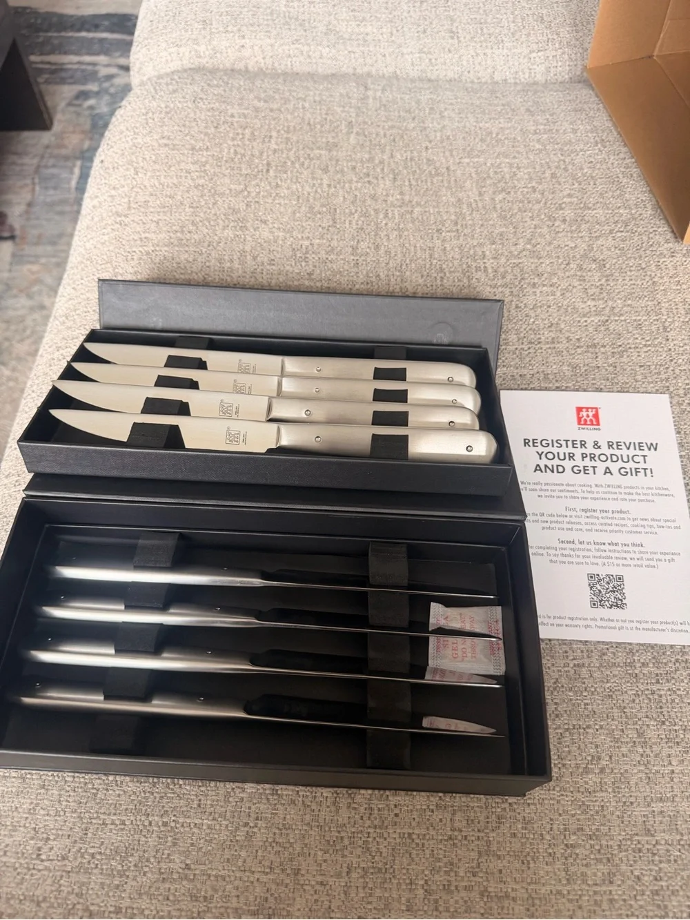 ZWILLING J.A. Henckels Stainless Steel Steak Knife Set in Silver- BRAND NEW